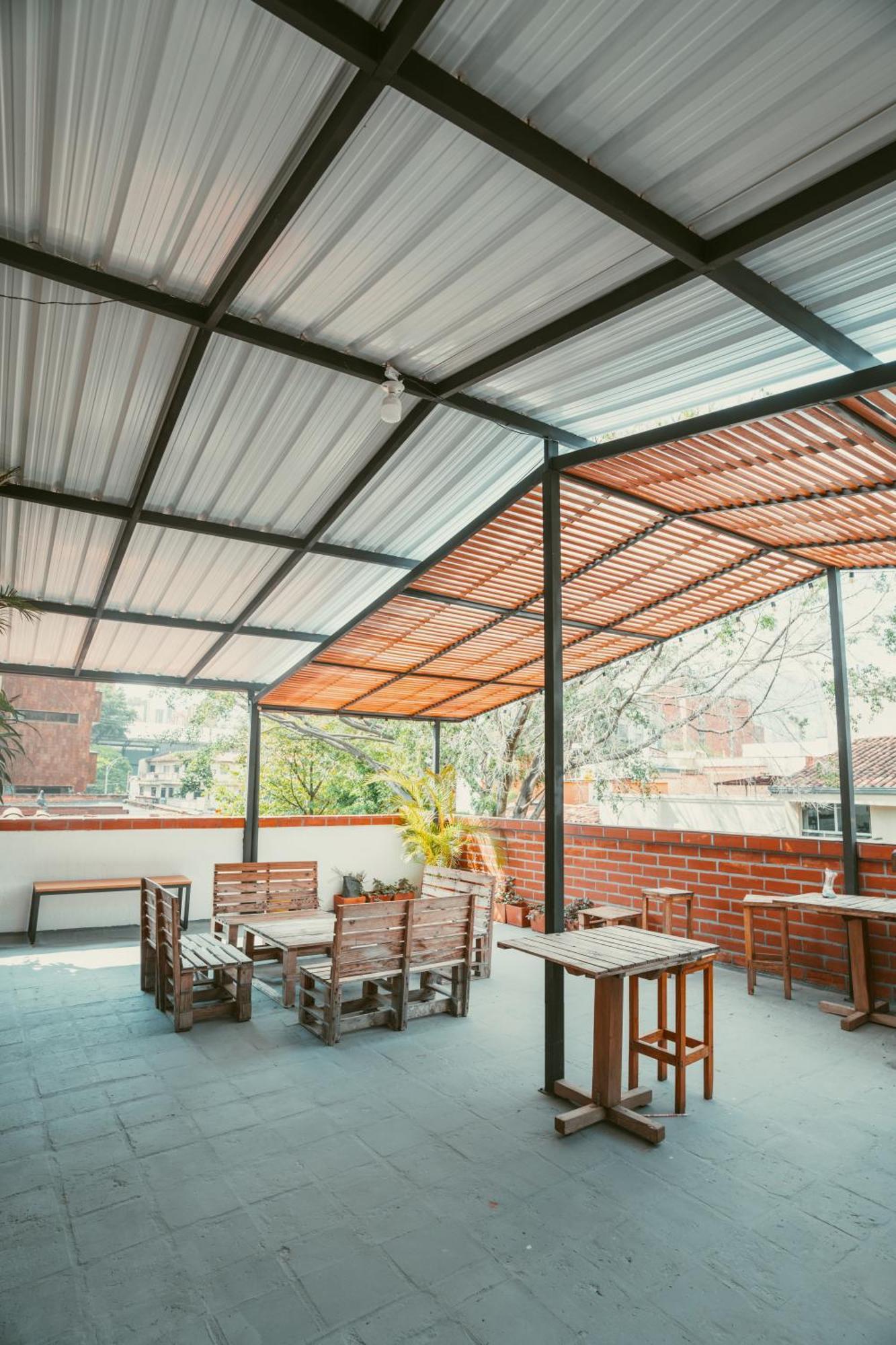 Pura Vida La 70 Guest house