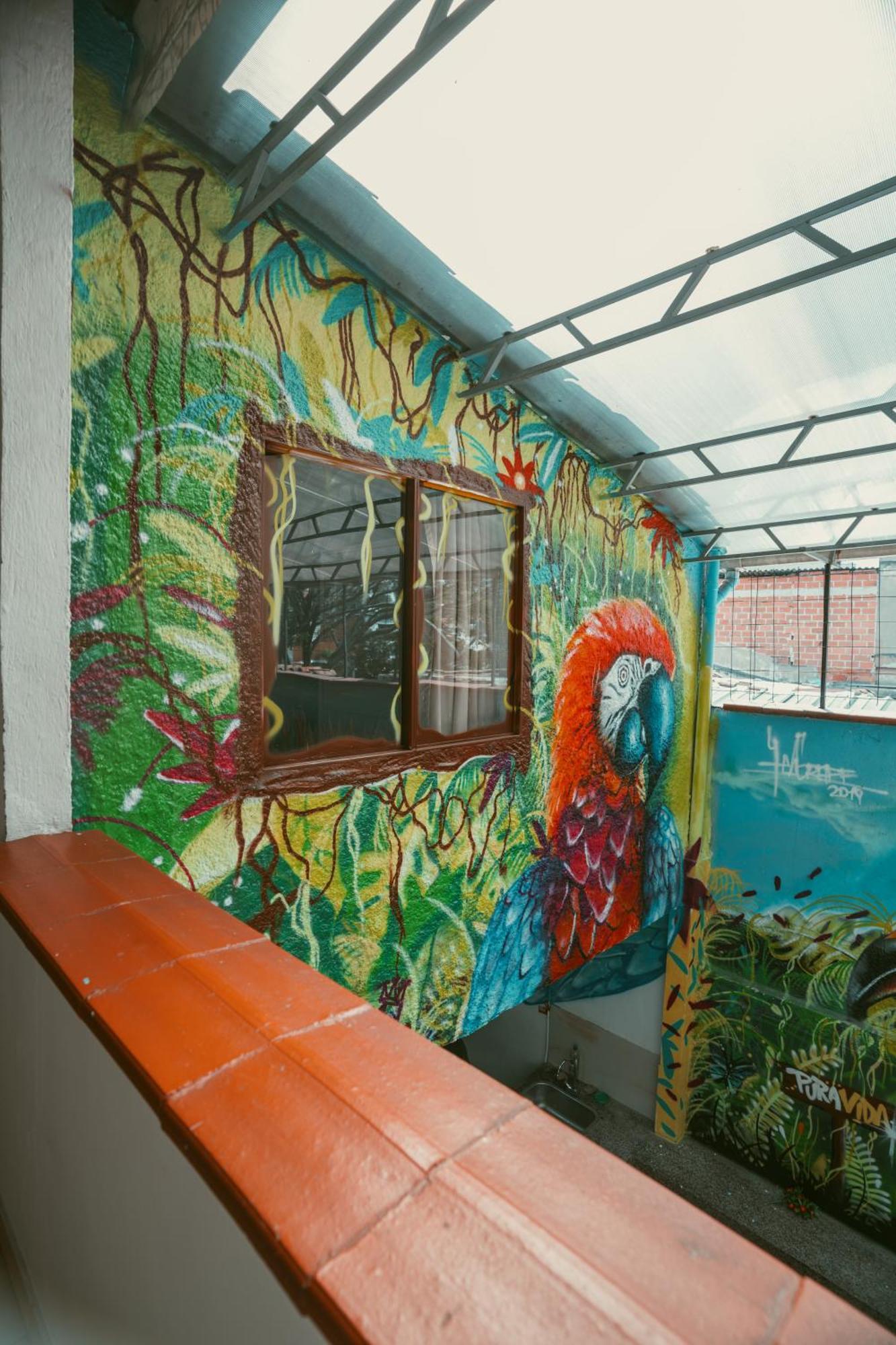 Pura Vida La 70 Guest house